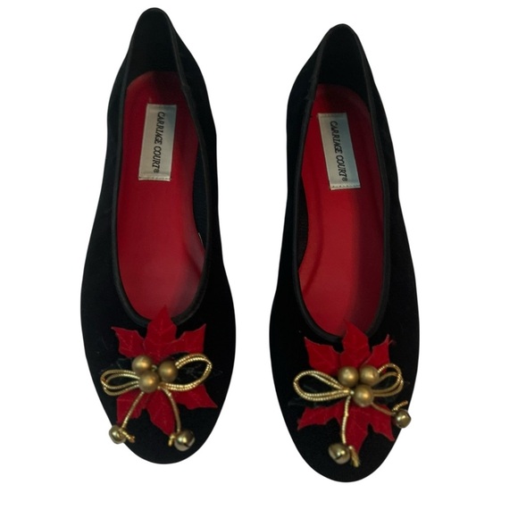 Vintage Carriage Court Holiday Flats Black Velvet Gold Jingle Bell Bow 9 - Picture 3 of 6